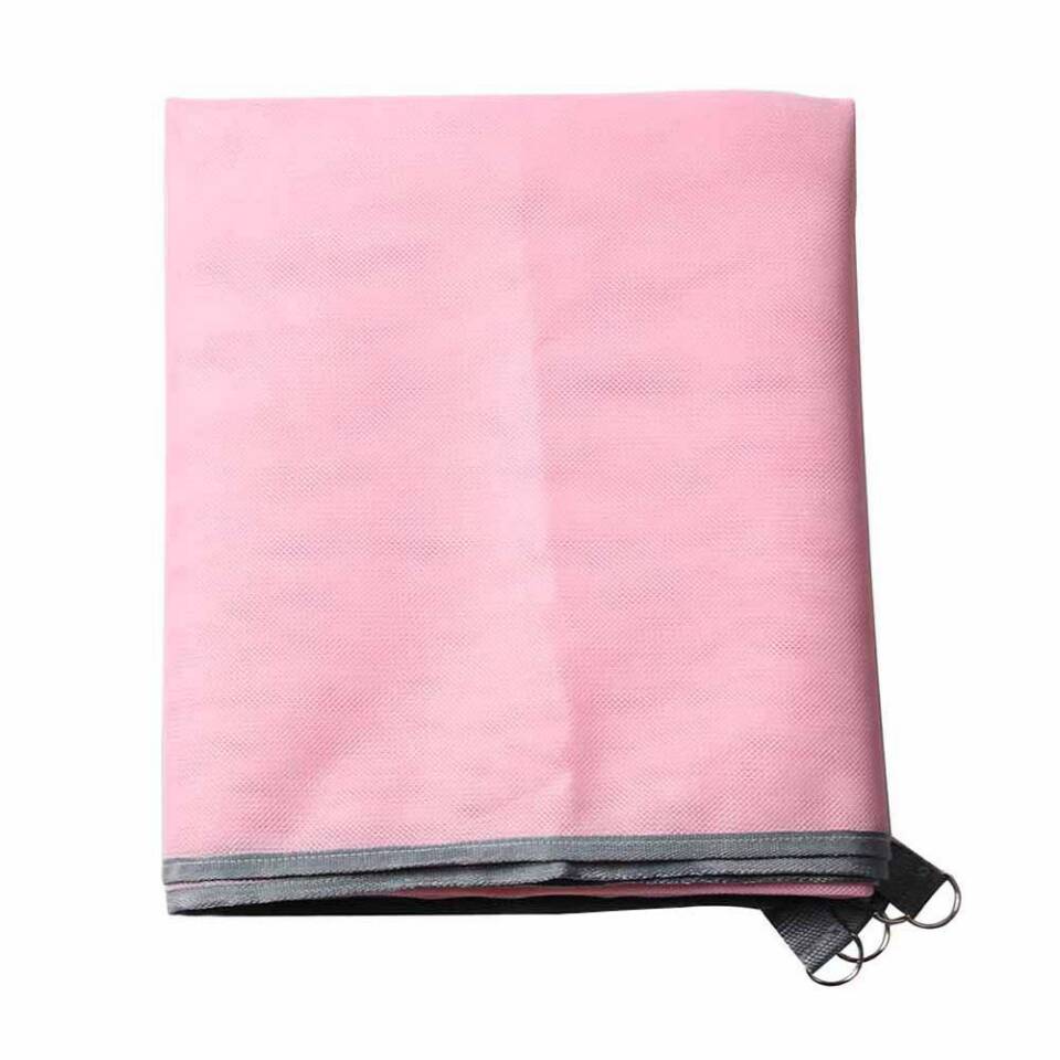 Sand-Resistant Beach Mat